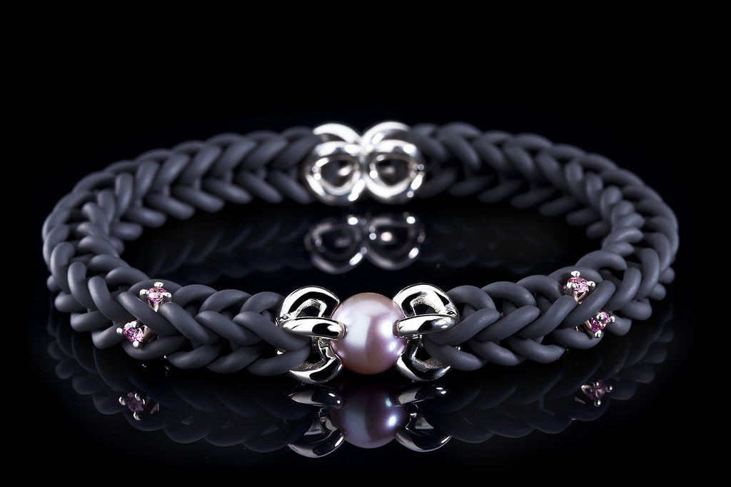 kautschuk armband_schmuck_kairos_silber_hochwertige-suesswasserperle_perlen_handgefertigt_handarbeit_ramona matthaei