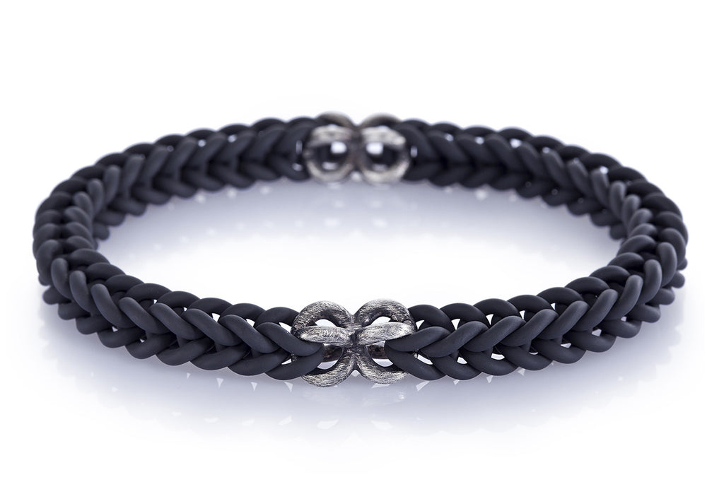 kautschukarmband_herrenarmband_silber_kautschuk_matt_sportlich_modern_bequem_kairos_ramona matthaei